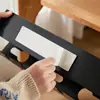 Estante organizador de cables debajo de la mesa, estante de acabado para enchufes, ranura de almacenamiento fija para cables, fila de inserción para mesa de computadora, estante de almacenamiento fijo sin perforación