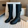 712-19 Botas Longas Estilo Deserto para Mulheres Plus Size Botas de Cano Alto para Pernas Grossas Panturrilha Larga Botas de Cavaleiro Botas Western Retrô Botas Femininas de Tamanho Grande