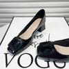 5881-10B Sapatilhas Bico Quadrado Salto Grosso Sapatilhas Salto Médio Para o Ano Todo Sapatos Femininos 2024 Novo Couro Verniz Elegante 4,5cm