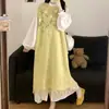 Conjunto de Duas Peças Feminino Plus Size Novo Estilo Outono e Inverno Tricô Flor Estéreo Franja Solto Colete Saia Camisa Versátil