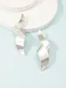 Pendientes Europeos y Americanos Transfronterizos Más Vendidos Pendientes Grandes Retorcidos con Pintura Brillante Estilo Ins Japonés y Coreano Moda Simple Pendientes Distintivos para Mujer
