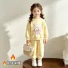 Conjunto de Lã Forrado para Meninas Outono e Inverno Estilo Coreano Tendência Novo Desenho Animado Moletom de Manga Longa Calça Jogger Conjunto Elegante de Duas Peças