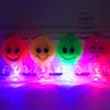 Novo Chaveiro Pingente Luminoso de Garra de Gato Fofo LED Pingente Eletrônico Flash Criativo Presente Promocional Prático