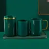 Taza multifuncional para cepillo de dientes de viaje, una caja de almacenamiento de cepillo de dientes y pasta de dientes lujosa y portátil, un juego de artículos de tocador de viaje tres en uno