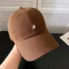 Gorra de béisbol bordada simple estilo coreano para mujer, ala ancha de verano, hace que la cara se vea más pequeña, protección solar y sombra para exteriores, gorra de pico de pato