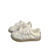 Zapatillas Deportivas de Malla Doble Gruesas Plateadas Estilo Alemán para Mujer, Lindas y Originales, Verano 2026 Nuevas de Nicho de Caña Baja Versátiles Blancas