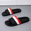 Zapatillas de Casa Sencillas Antideslizantes, Resistentes al Desgaste, Resistentes al Olor de Verano para Hombres y Mujeres, Baño, Hotel, Zapatillas de PVC