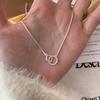 Collar de mariposa con perlas de nicho de lujo ligero para mujer, diseño de verano, cadena de clavícula sencilla que combina con todo, accesorios de estilo frío