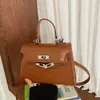 Bolsa de Mão, Bolsa de Ombro, Bolsa Transversal, Bolsa Kelly, Versátil, Elegante, Design Coreano de Nicho, Nova Coleção Outono 2026, Transfronteiriça