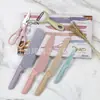 Conjunto de Seis Peças de Faca de Bainha de Palha de Trigo em Aço Inoxidável Conjunto de Seis Peças de Faca de Bainha Cor Macaron Conjunto de Seis Peças de Facas de Cozinha Faca Pintada por Spray Conjunto de Seis Peças