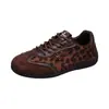 Zapatillas de entrenamiento alemanas retro de suela gruesa para mujer, nueva colección primavera/otoño 2026, zapatillas casuales populares y versátiles, zapatos de cordones de suela plana