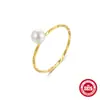 Anillo de Plata de Ley S925 con Perla y Diamante Redondo Moda para Niñas Simple Moda Elegante Sentido del Diseño Anillo de Dedo de Nicho