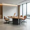 Mesa de conferencias de madera maciza de lujo, área de recepción, recepción de empresa, juego de mesa y sillas para varias personas, escritorio de negociación semicircular de madera maciza y sillas