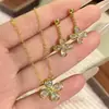 Loja de Ouro Mesmo Estilo Joias Banhadas a Ouro, Novo Estilo Retro Chinês Colar de Cristal Trevo de Quatro Folhas para Mulheres, Joias de Design de Ponta