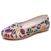 Zapatos Mary Personalizados 2024 Otoño Nuevos Zapatos de Tela Old Beijing para Adultos Mayores Slip-On Suela Plana Baja Zapatos de Mamá