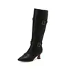 Botas de Jinete Hebilla de Cinturón Nueva Transfronteriza Talla Grande Botas Comercio Exterior 40 Remaches Botas de Mujer Botas Europeas y Americanas Tacón Medio Puntiagudo 40 Marrón