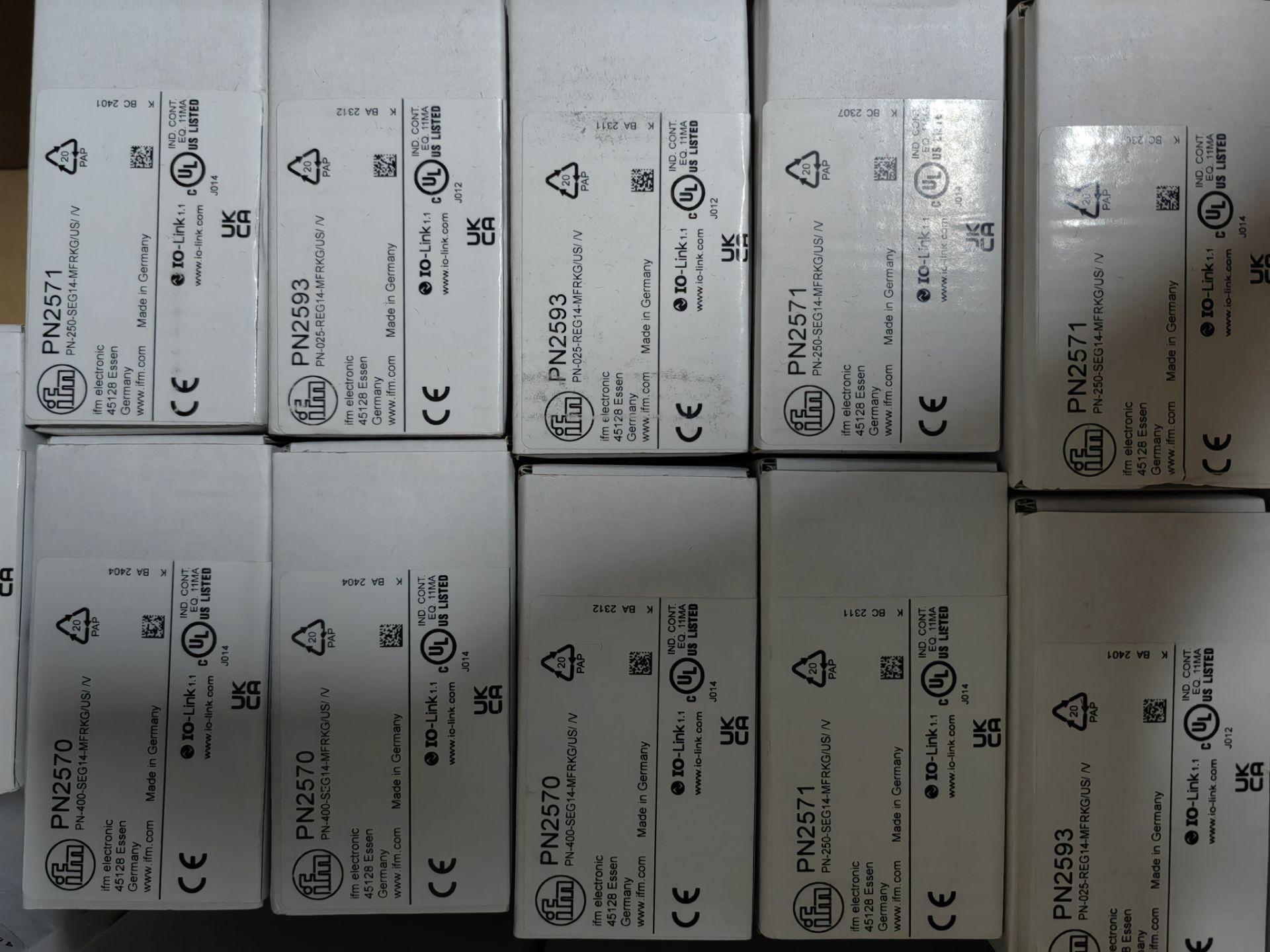 PN2570.jpg