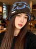 Gorro de Punto Jacquard con Flores al por Mayor Nuevo para Mujer Otoño Invierno Versátil Adelgazante Facial Suave Protección para los Oídos Gorro de Lana Gorro para Cabeza Grande