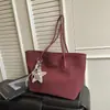 Bolsa de Mano Pequeña Versátil de Alta Gama Nueva Primavera 2026 para Mujer, Bolso de Hombro y Axila, Bolso Tote Popular