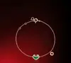 Pulseira de Cabacinha Banhada a Ouro de Alto Padrão para Mulheres, Estilo Chinês, Luxo Leve, Fecho Ruyi, Vermelho de Ano Novo, Pulseira da Moda e Sofisticada