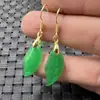 Aretes de hoja turquesa al por mayor roca de cuarzo jade ramas doradas colgante de hoja de jade colgante de collar de colgante de jade verde espinaca