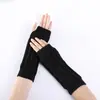 Conjunto de Brazos Cálidos de Lana de Moda para Hombre y Mujer Invierno Nuevo Guantes de Punto Jacquard Colgante de Madera