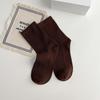 Calcetines marrones para mujer, de longitud media, de algodón, para otoño e invierno, de color liso, a rayas, combinables, estilo coreano, estilo académico sencillo, medias apiladas.