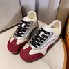 Nuevos Zapatos de Mujer Primavera 2026 Color Sólido Bloque de Color Zapatos de Entrenamiento Alemanes para Mujer Cordones Versátiles Tenis Zapatos Casuales Zapatos Forrest Gump para Mujer