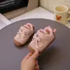 Zapatos Cálidos para Caminar de Niña 2026 Invierno Nuevos Dulces Florales Casuales de Moda Suela Suave Antideslizantes de Algodón de Dos Capas