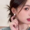 Pendientes de verano de estilo japonés y coreano con hebilla de oreja de circonita y perla cuadrada de doble cara, diseño de nicho, accesorios de alta gama para las orejas de mujer