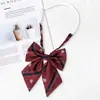 Pajarita de Plumas Femenina Uniforme Jk Color Sólido Estilo Academia Camisa Accesorios de Uniforme Escolar Traje de Marinero Decoración de Lazo Accesorio de Moda