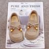 Zapatos Pequeños de Cuero Retro Birkenstock para Niñas Estilo Nuevo Primavera y Otoño 2025 Zapatos con Borlas y Cuentas Versátiles Casuales Zapatos Canguro