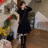 Novo modelo: Vestido preto básico estilo Hepburn, suéter de comprimento médio, vestido de tricô, adequado para usar em camadas sob um casaco, para mulheres no outono e inverno