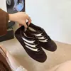 Estilo esportivo novo sola reta versão coreana outono 2026 moda feminina veludo tênis de treino alemão cadarço casual tênis