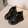 Outono/Inverno 2026 Botas Martin para Bebês e Crianças Sola Macia Unissex Couro Botas Individuais Estilo Britânico Zíper Lateral Botas de Couro Comércio Exterior Infantil