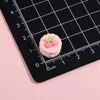 Mini Pastel de Cereza Juguetes de Comida Hecho a Mano DIY Accesorios de Pegamento de Crema Piezas Pequeñas de Resina Materiales para Joyería Venta al por Mayor Transfronterizo