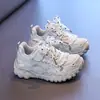 Tênis Feminino 2026 Outono/Inverno Novo Estilo Infantil com Renda Moda Casual Calçados para Meninas Respirável Tênis Pai