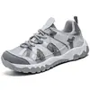 Sapatos Masculinos 2026 Verão Novo Estilo Malha Respirável Sola Grossa Outdoor Estudante Casual Tênis Esportivo Masculino Leve Sapatos de Pai
