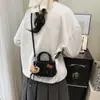 Bolso de Mano Retro Versátil con Estampado de Leopardo Nuevo para Otoño e Invierno para Mujer Bolso Cruzado para Niños Bordado de Gato de Gama Alta de Nicho para Viajes Cotidianos Moderno