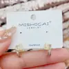 Brincos de Concha de Luxo Leve, Exquisitos e Compactos para Mulheres, Design Estilo Coreano, Brincos Simples e Modernos para o Dia a Dia, Acessórios de Orelha Modernos e Versáteis