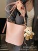 2025 Nova Bolsa Pequena Versátil Bolsa de Ombro Transversal Feminina Moda Verão Casual Estilo Coreano Popular Bolsa Balde