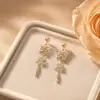 Brincos de Agulha de Prata Novo Estilo Exquisitos Ultra Brilhantes Luxo Leve com Zircônia Pérola e Borla Modernos Sofisticados de Alta Qualidade Elegantes para Mulheres