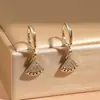 Lote mixto de varios estilos aretes de oro para mujer con colgante geométrico de circón microincrustado joyería de oreja de nicho de alta gama