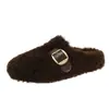 2026 Novas Meias Pantufas de Lã para Envolver a Cabeça Femininas Outono/Inverno Externas Retro Fivela Quadrada Solado Plano Quentes de Pelo Algodão Sapatos Tendência