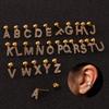 Nuevo transfronterizo 26 letras inglesas uña para hueso de la oreja acero inoxidable circón arete de hilo caliente para perforación de oreja de comercio exterior