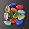 Accesorios de Piedra Ojo de Gato de Colores Transfronterizos Forma de Gota de Agua Colgante de Piedra Cruda Forma de Lágrima Natural Joyería de Zafiro Adornos para Collares Venta al por Mayor