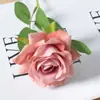 Guau Terciopelo Simulado Personalizado Rosa Individual Decoración de Pared de Flores Casera Boda Día de San Valentín Pared de Flores en Cascada Roja Mano