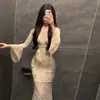 Vestido de encaje estilo francés con cuello en V y manga acampanada para mujer, nuevo otoño, corte ajustado, que favorece la figura, bodycon sexy