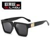 Venta directa de fábrica 2024 Nuevas gafas de sol en forma de V para hombre, gafas de sol cuadradas de montura grande, gafas de sol de montura gruesa a prueba de rayos UV