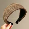 Diadema de corona alta para mujer, nuevo modelo 2026, diadema antideslizante para lavarse la cara, de ala ancha con dientes, pinza para el pelo, accesorio de pelo simple
